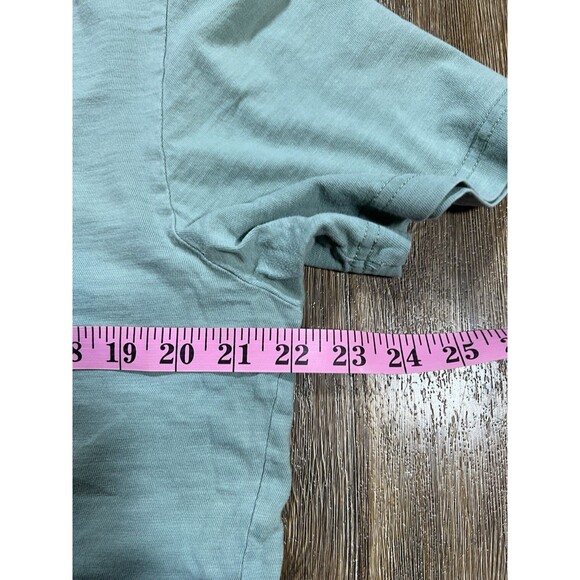 Faherty Sunwashed T-Shirt Size Large Green Organic Cotton Pocket Preppy Beach - Picture 7 of 8